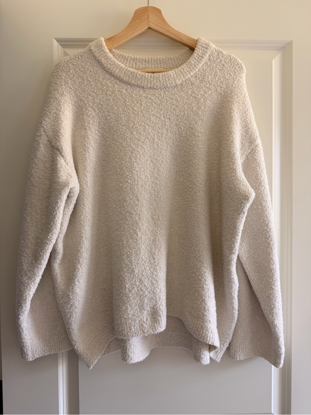 Universal Thread Cream Bouclé Crewneck Sweater
